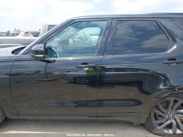 SALRT2EX0P2481553 Land Rover Discovery P300 S R-dynamic