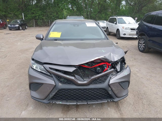 Toyota CAMRY SE 2018 4T1B11HK9JU554855 Image 12