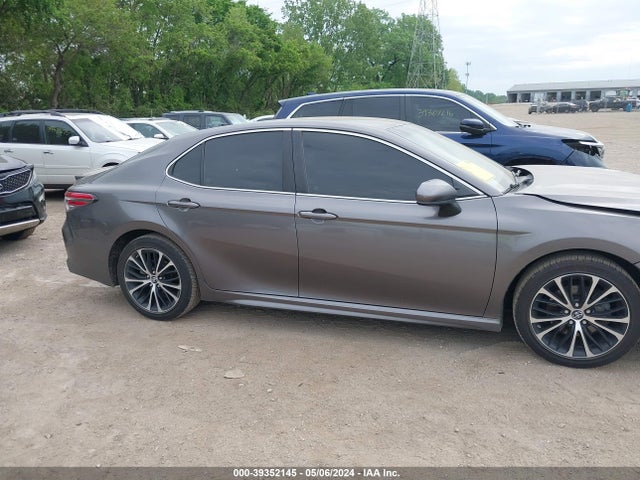 Toyota CAMRY SE 2018 4T1B11HK9JU554855 Image 13