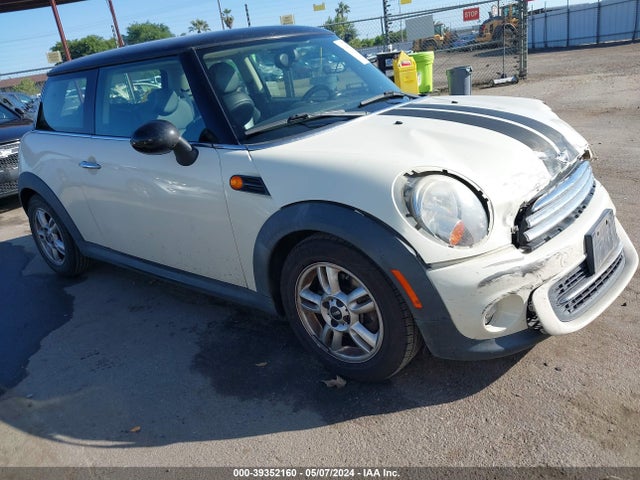 2012 MINI COOPER WMWSU3C5XCT261349 Photo 0