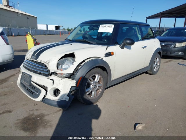 2012 MINI COOPER WMWSU3C5XCT261349 Photo 1
