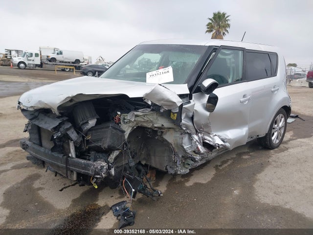 KIA SOUL + 2016 KNDJP3A5XG7869542 Image 2