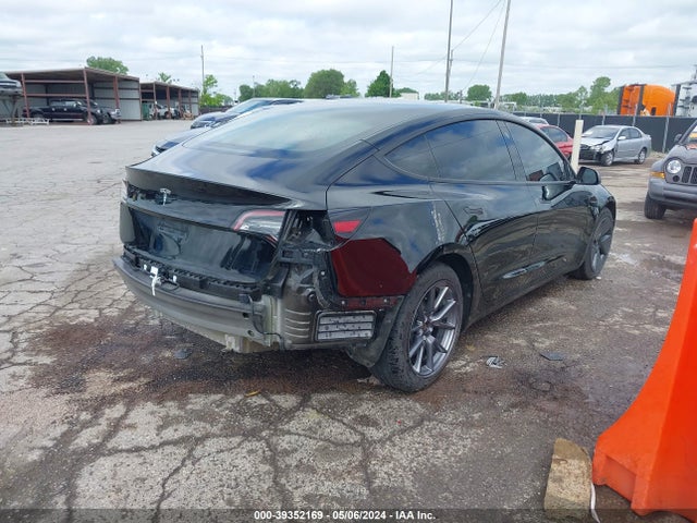 Tesla Model 3 Rear-wheel Drive 2022 5YJ3E1EAXNF350492 Image 4
