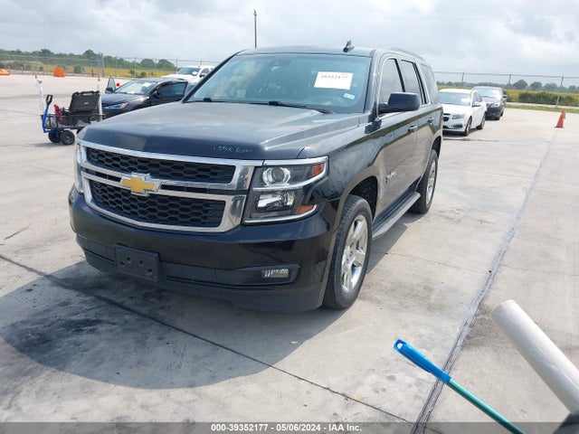 Chevrolet Tahoe Lt 2017 1GNSCBKC0HR349483 Image 2