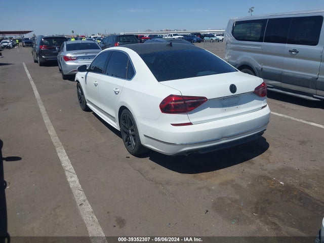 1VWDT7A36HC021789 Volkswagen Passat 1.8t R-line
