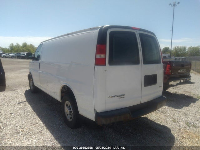 Chevrolet Express 2500 Work Van 2014 1GCWGFCA6E1135398 Image 3