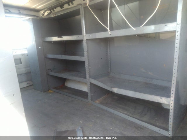 Chevrolet Express 2500 Work Van 2014 1GCWGFCA6E1135398 Image 8