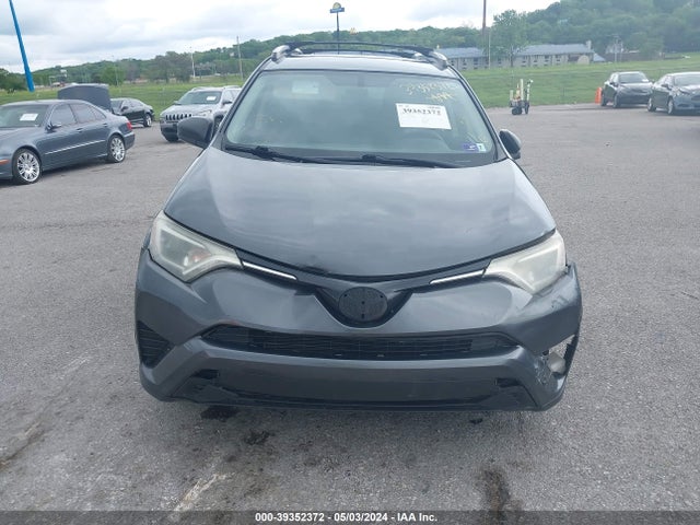 Toyota RAV4 LE 2016 JTMBFREV8GD184946 Image 11
