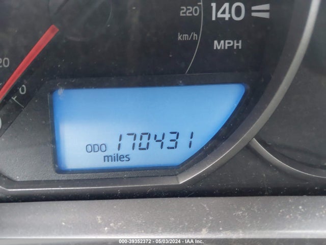 Toyota RAV4 LE 2016 JTMBFREV8GD184946 Image 14
