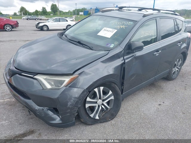 Toyota RAV4 LE 2016 JTMBFREV8GD184946 Image 6