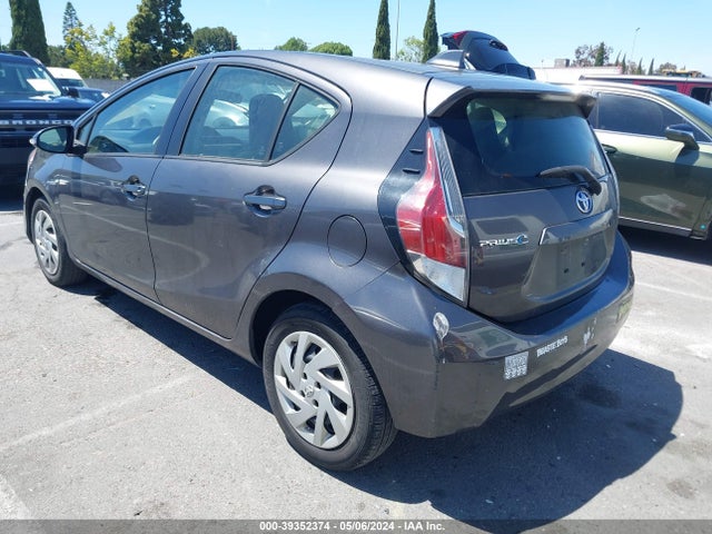 Toyota Prius C One 2015 JTDKDTB3XF1097510 Image 3