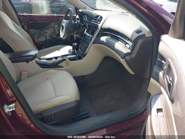 Chevrolet MALIBU 1LT 2015 1G11C5SL6FF287410 Image 5