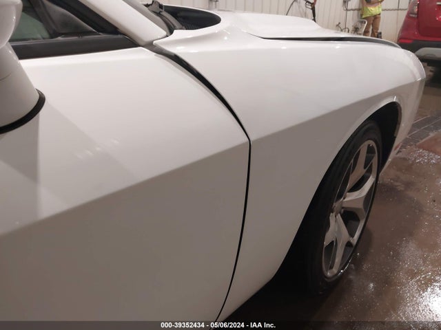 Dodge Challenger Sxt Plus 2016 2C3CDZAGXGH200105 Image 19