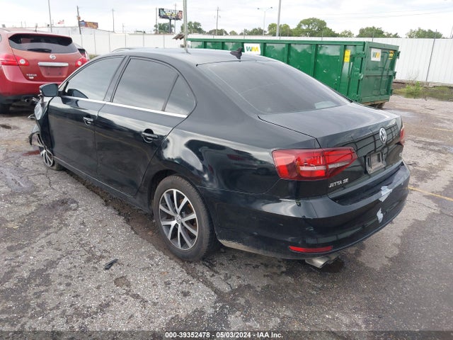 3VWDB7AJ5JM229362 Volkswagen Jetta 1.4t Se/1.4t Wolfsburg Edition