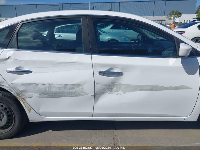 Nissan SENTRA S 2018 3N1AB7AP4JY310343 Image 13