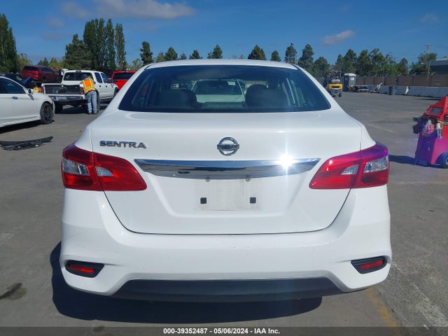 Nissan SENTRA S 2018 3N1AB7AP4JY310343 Image 16