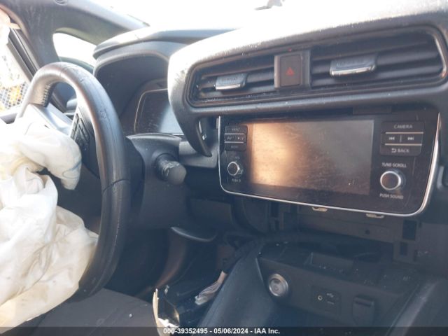 1N4AZ1CP7JC312606 Nissan LEAF SV