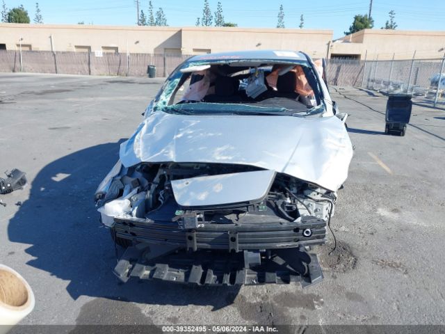 1N4AZ1CP7JC312606 Nissan LEAF SV