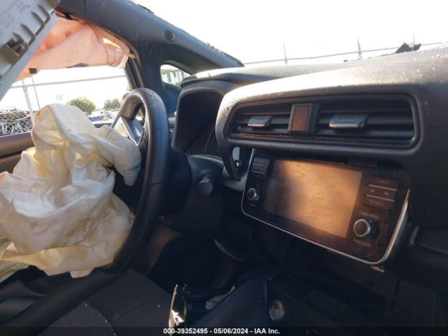 1N4AZ1CP7JC312606 Nissan LEAF SV