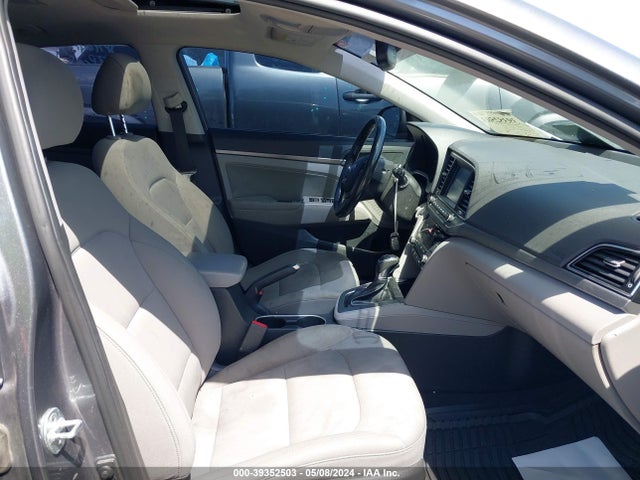 Hyundai Elantra Value Edition 2018 5NPD84LF3JH356481 Image 5
