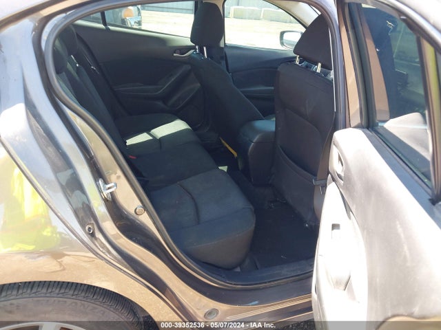 Mazda Mazda3 I Touring 2014 3MZBM1V78EM105380 Image 8
