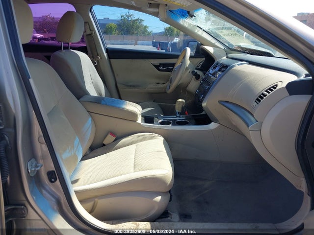 Nissan Altima 2.5 S 2014 1N4AL3AP2EC412683 Image 5