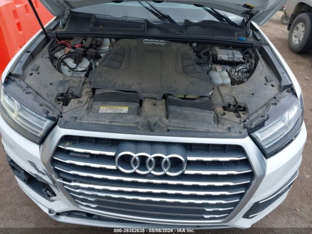WA1VAAF71JD019805 Audi Q7 3.0t Premium