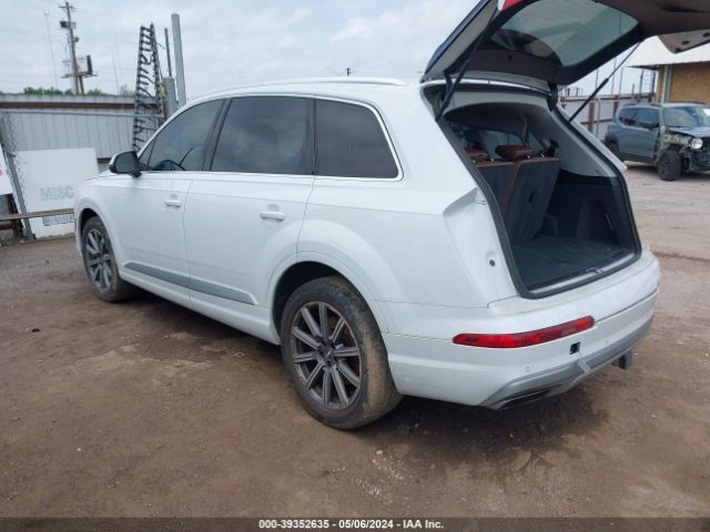 WA1VAAF71JD019805 Audi Q7 3.0t Premium