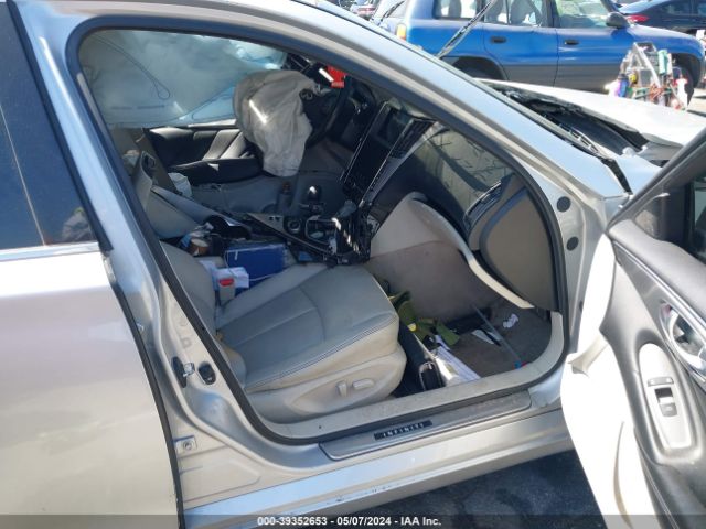 JN1BV7AP2EM689993 Infiniti Q50 Premium