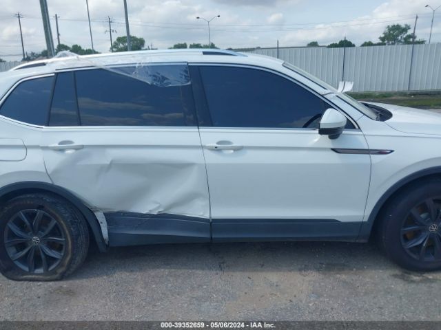 3VV3B7AX6NM026085 Volkswagen Tiguan 2.0t Se
