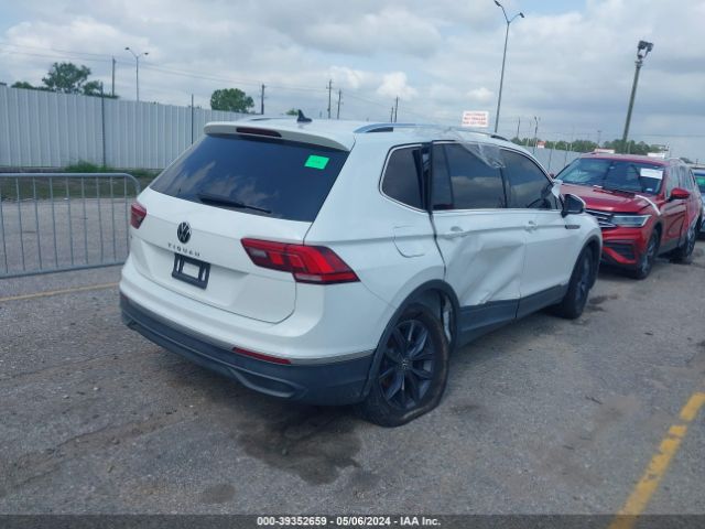 3VV3B7AX6NM026085 Volkswagen Tiguan 2.0t Se