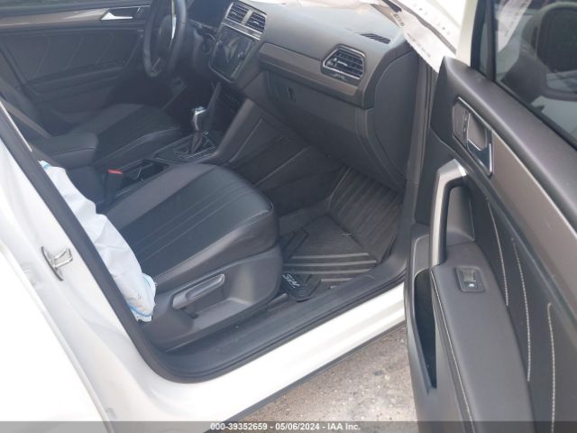3VV3B7AX6NM026085 Volkswagen Tiguan 2.0t Se