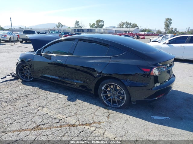 2023 TESLA MODEL 3 5YJ3E1EA2PF686575 Photo 2