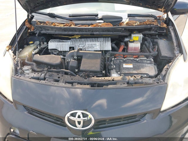 Toyota Prius Two 2014 JTDKN3DU2E1749070 Image 10