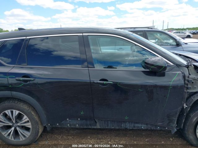 5N1AT3BB9MC783251 Nissan Rogue Sv Intelligent Awd