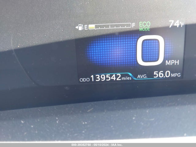 Toyota Prius Two Eco 2016 JTDKARFU6G3001733 Image 16
