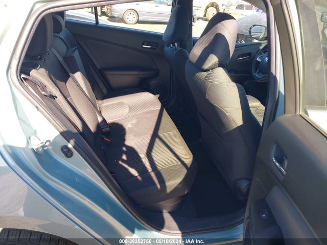 Toyota Prius Two Eco 2016 JTDKARFU6G3001733 Image 8