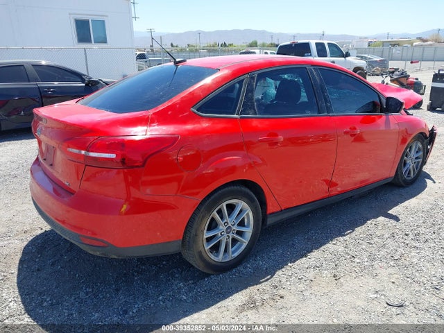 Ford FOCUS SE 2017 1FADP3F20HL304548 Image 4