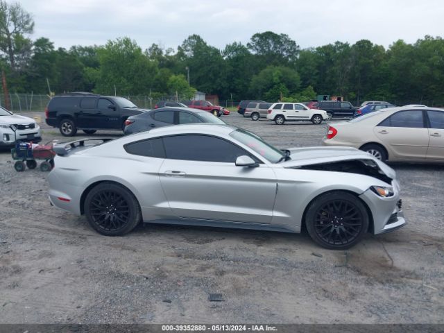 1FA6P8AM8H5263895 Ford Mustang V6