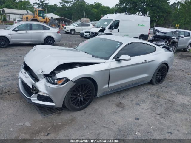 1FA6P8AM8H5263895 Ford Mustang V6
