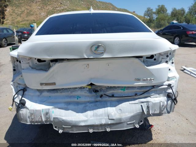 JTHBA1D22J5080766 Lexus IS 300