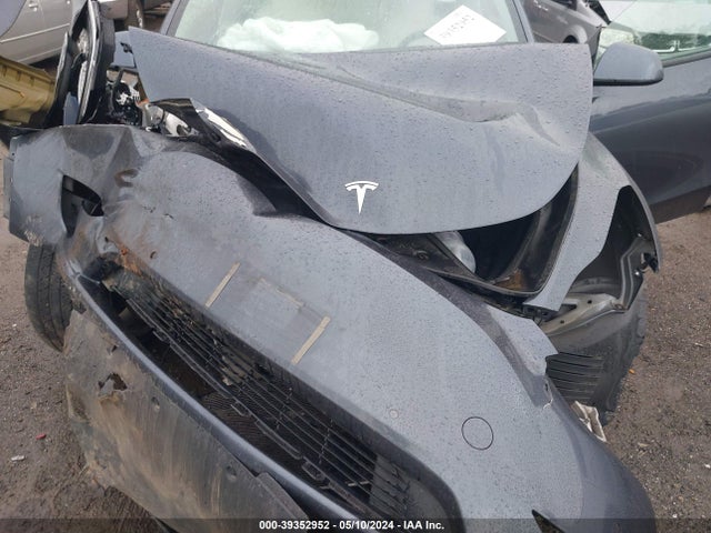 2020 TESLA MODEL Y 5YJYGDEE8LF032663 Photo 9