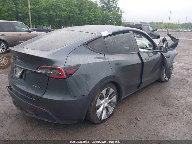 2020 TESLA MODEL Y 5YJYGDEE8LF032663 Photo 3