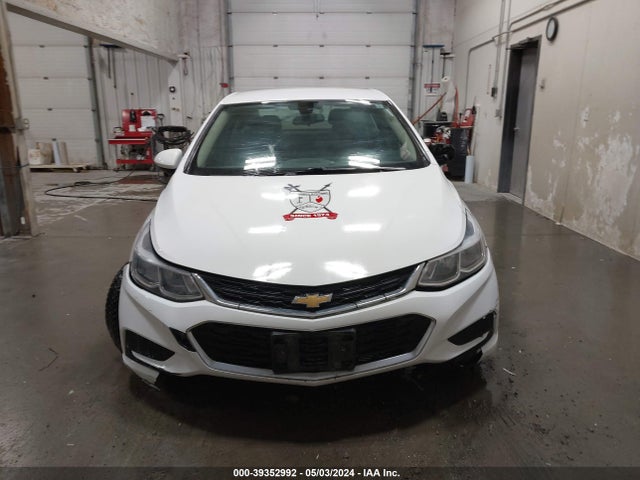 Chevrolet Cruze Ls Auto 2018 1G1BC5SM3J7185529 Image 12