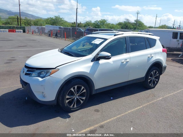Toyota Rav4 Limited 2015 JTMYFREV8FJ035222 Image 2