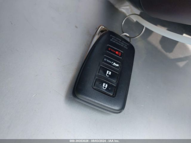 2T2HZMAA7NC224141 Lexus RX 350