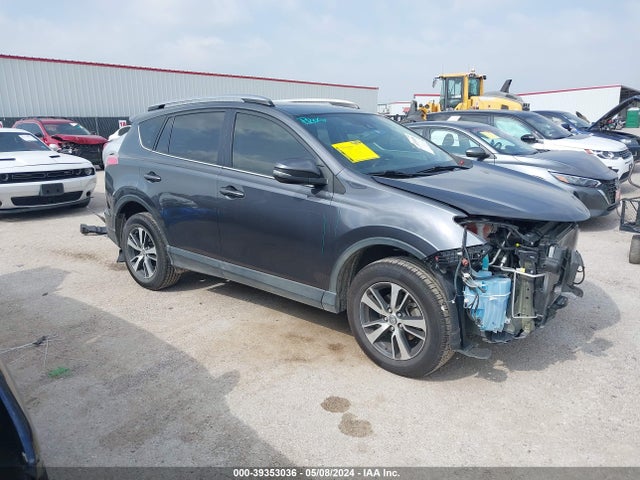Toyota Rav4 Xle 2017 JTMWFREV5HD103453 головне зображення