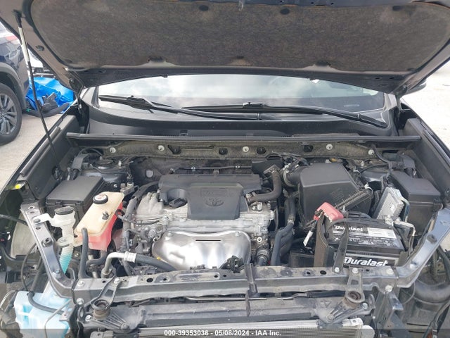 Toyota Rav4 Xle 2017 JTMWFREV5HD103453 Image 10