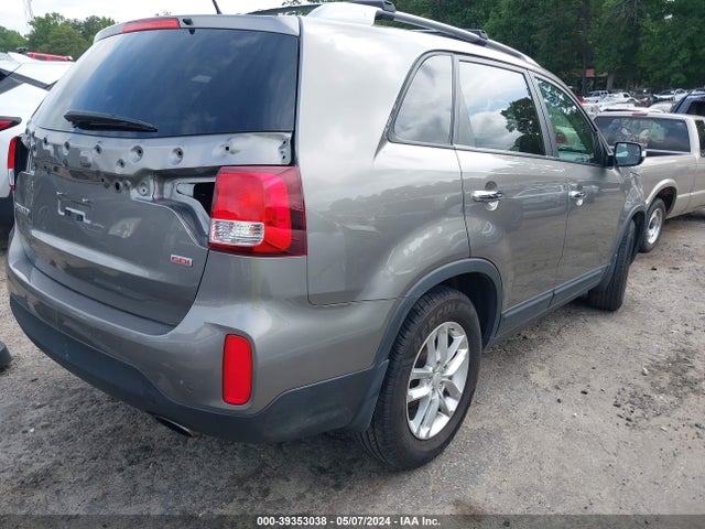 KIA SORENTO LX 2014 5XYKT3A62EG430859 Image 4
