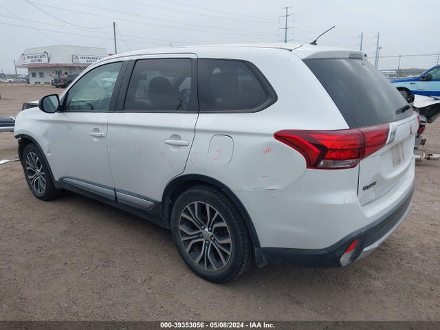 JA4AD2A35GZ016711 Mitsubishi Outlander Es